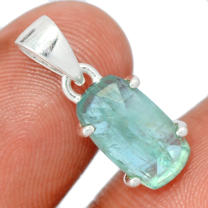 0.8" Claw - Aqua Kyanite Faceted Pendants - AKFP267