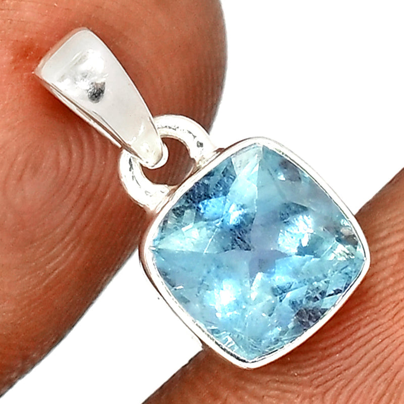 0.6" Aquamarine Faceted Pendants - AQFP1525