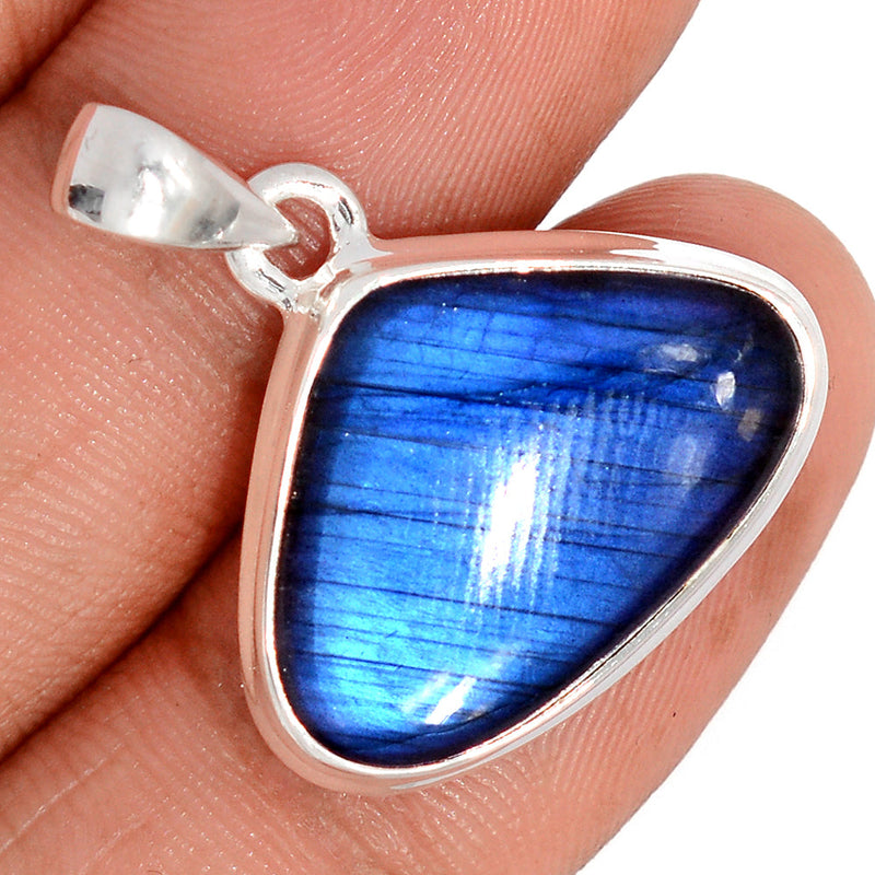 1.1" Blue Fire Labradorite Pendants - BFLP2404