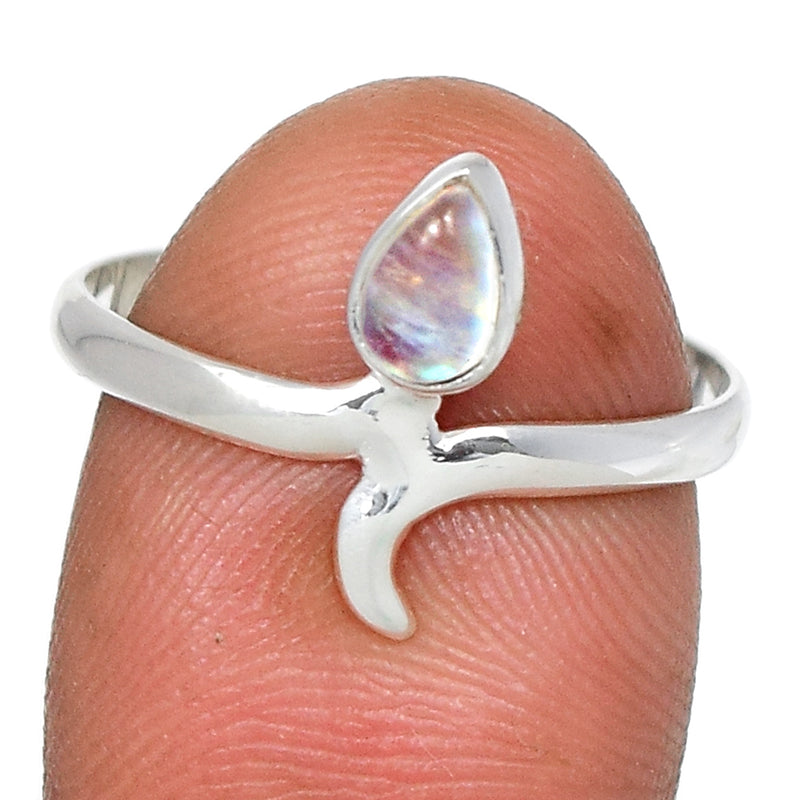 Small Plain - Blue Fire Moonstone Ring - BFMR2669