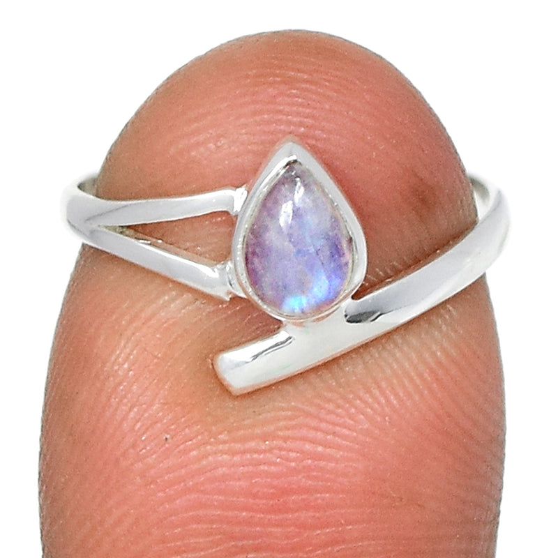 Small Plain - Blue Fire Moonstone Ring - BFMR2673