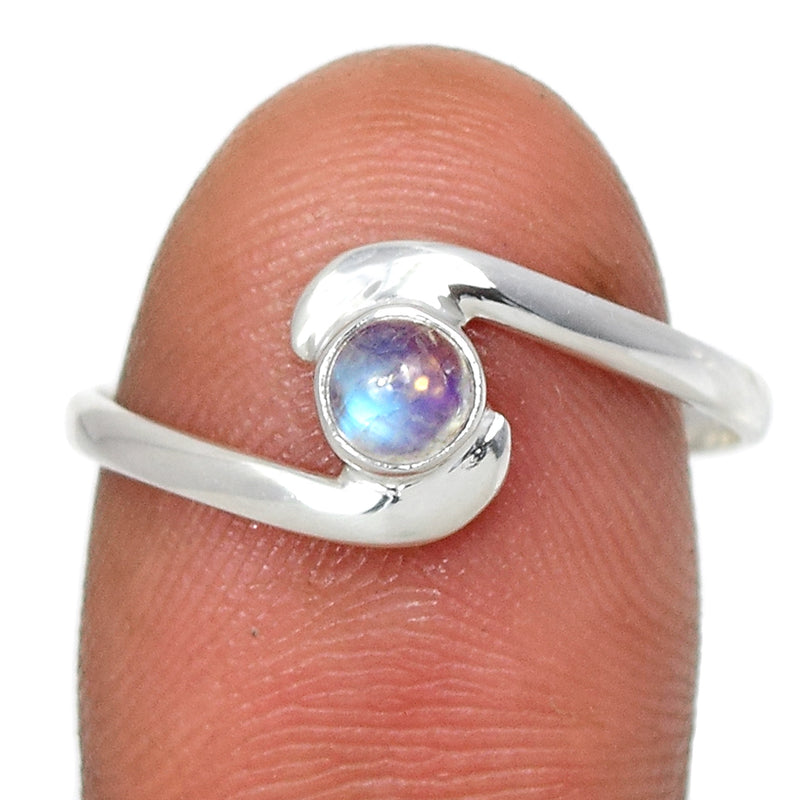 Small Plain - Blue Fire Moonstone Ring - BFMR2676