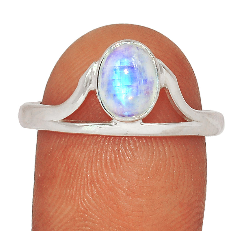 Small Plain - Blue Fire Moonstone Ring - BFMR3148