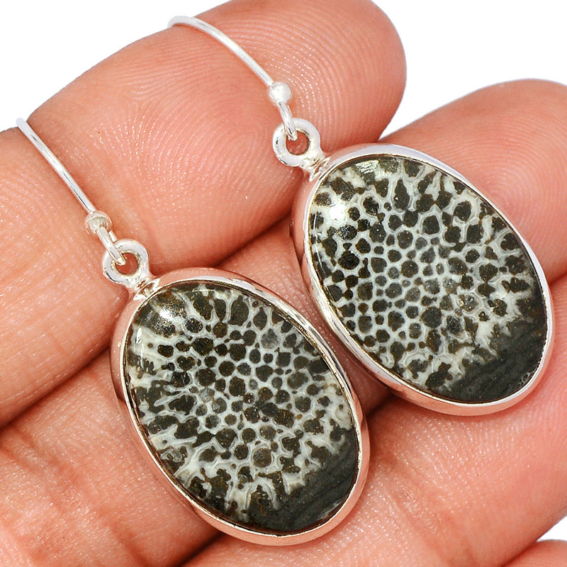 1.6" Black Coral Earrings - BLCE158