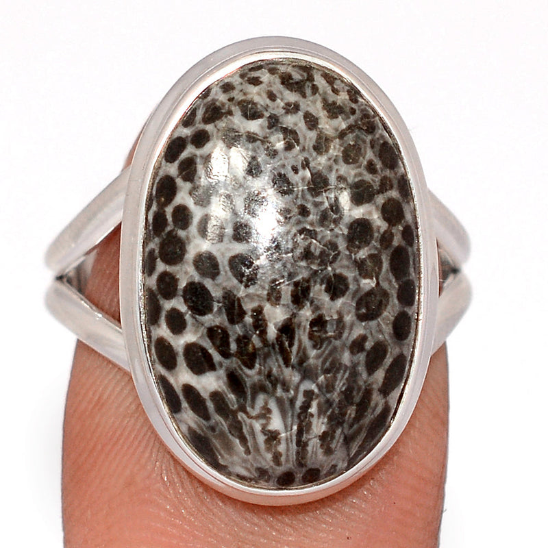 Black Coral Ring - BLCR243