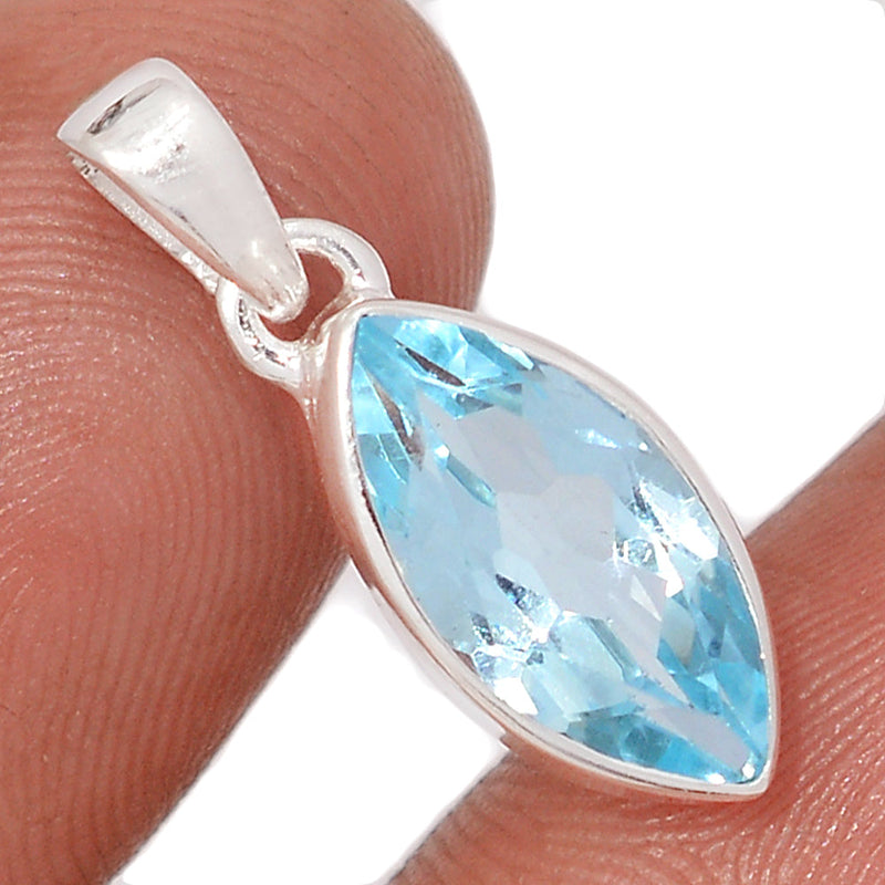 0.8" Blue Topaz Pendants - BLTP11