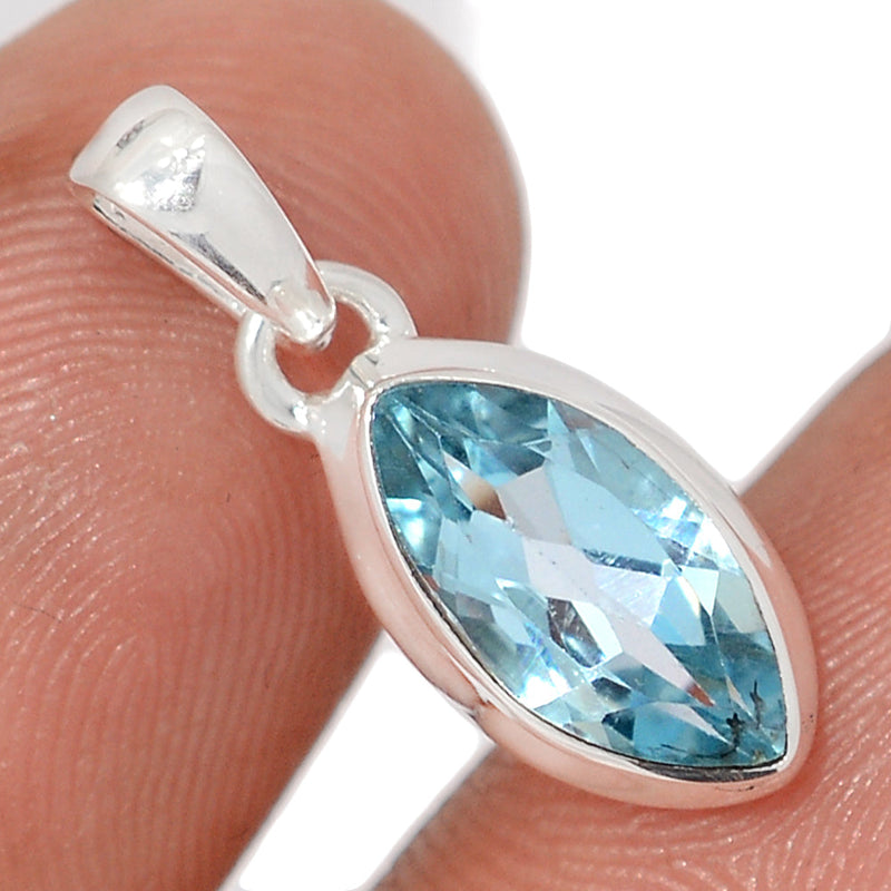 0.8" Blue Topaz Pendants - BLTP1605