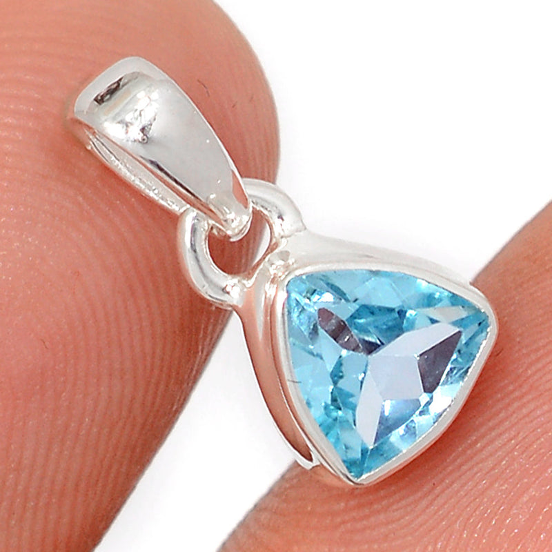 0.6" Blue Topaz Pendants - BLTP1634