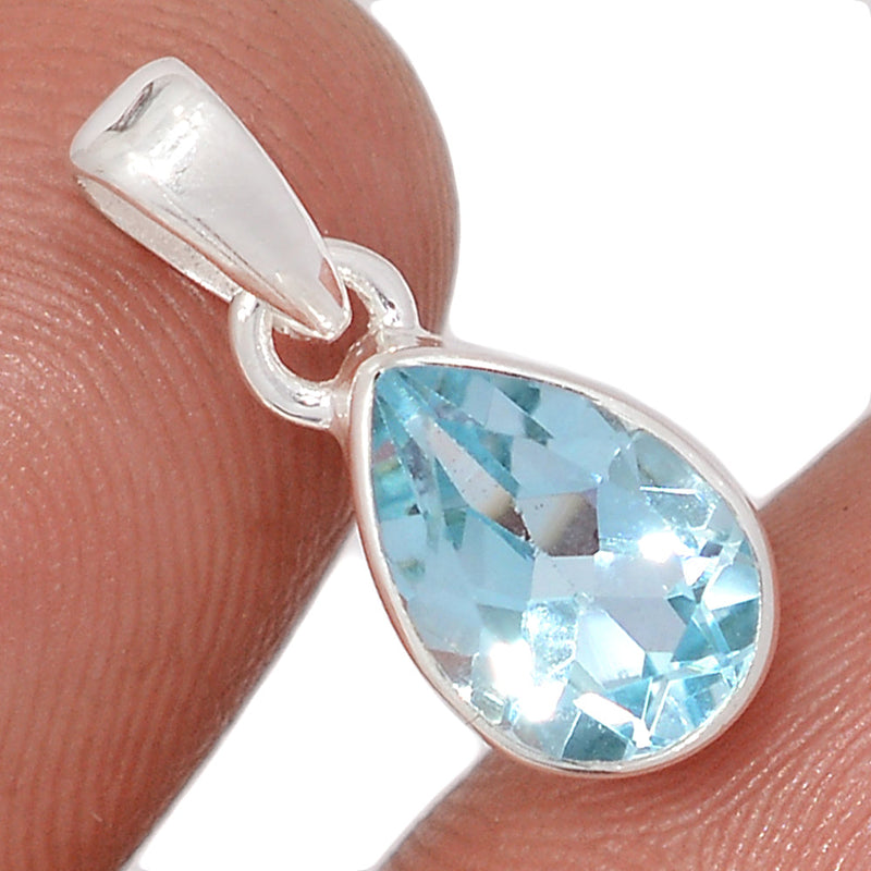 0.7" Blue Topaz Pendants - BLTP20