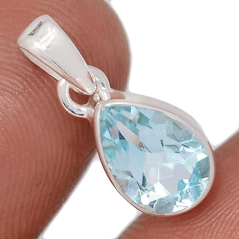 0.7" Blue Topaz Pendants - BLTP21