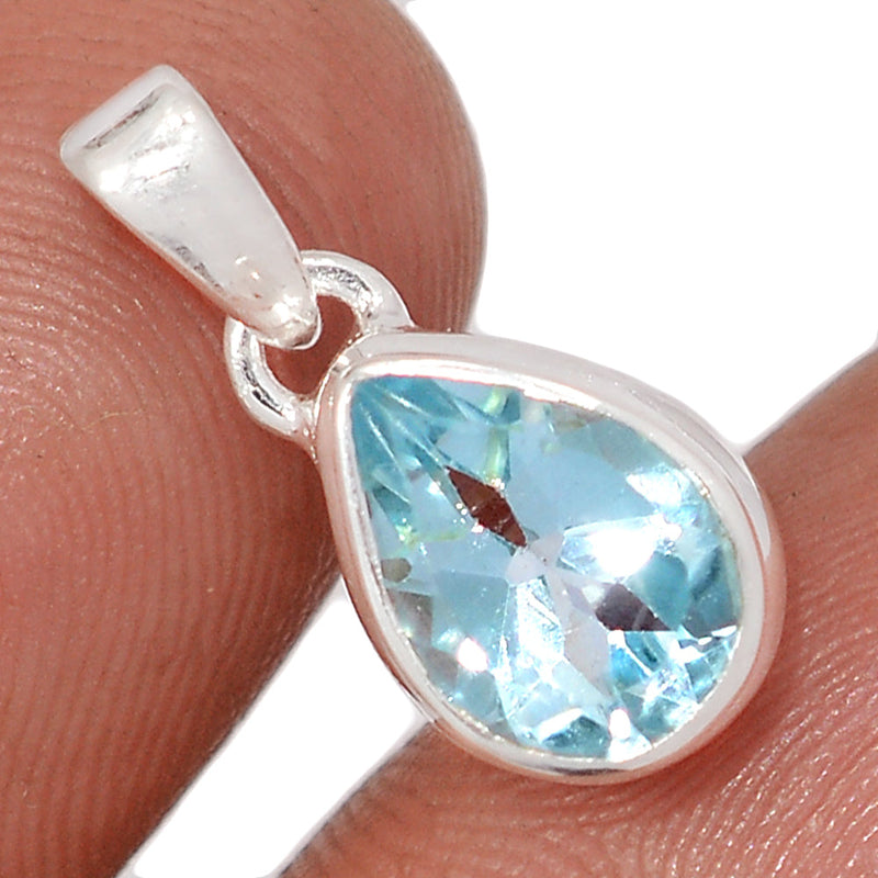 0.7" Blue Topaz Pendants - BLTP28