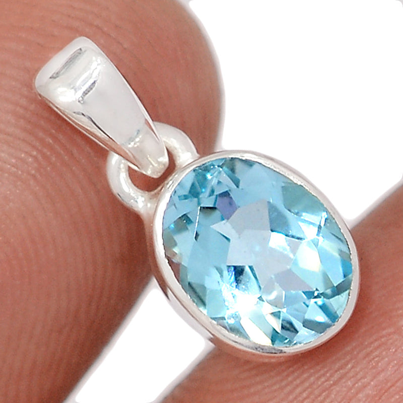 0.7" Blue Topaz Pendants - BLTP32