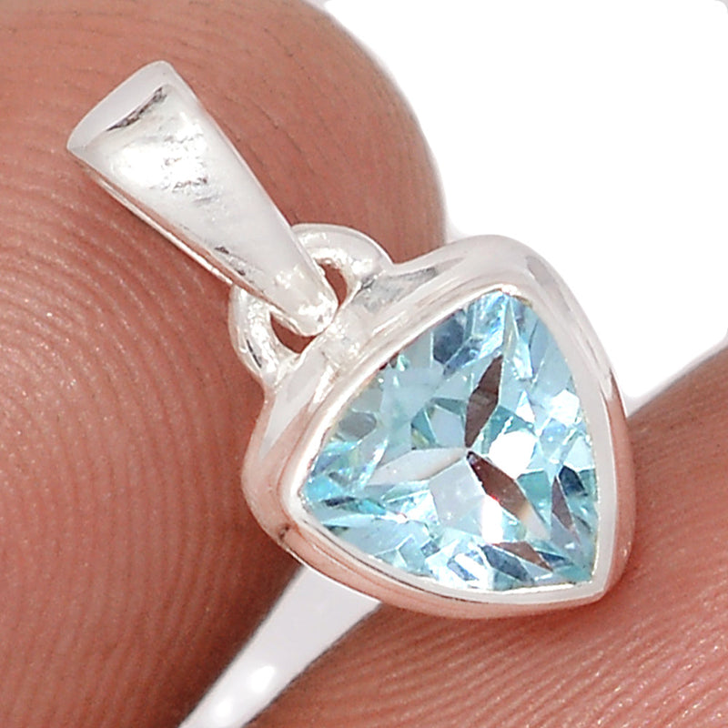 0.6" Blue Topaz Pendants - BLTP45