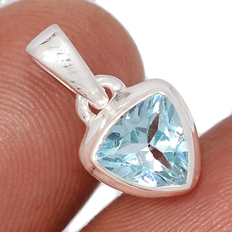 0.6" Blue Topaz Pendants - BLTP46