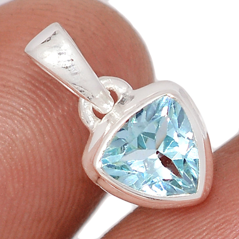 0.6" Blue Topaz Pendants - BLTP47
