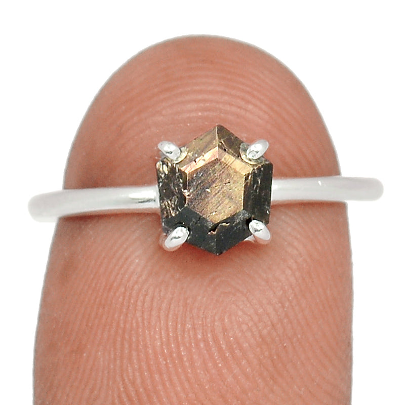 Claw - Zawadi Golden Sapphire Ring - BSFR170