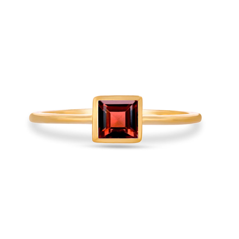 4*4 MM Square - 18k Gold Vermeil - Garnet Faceted Ring - CB-R824G-G Catalogue