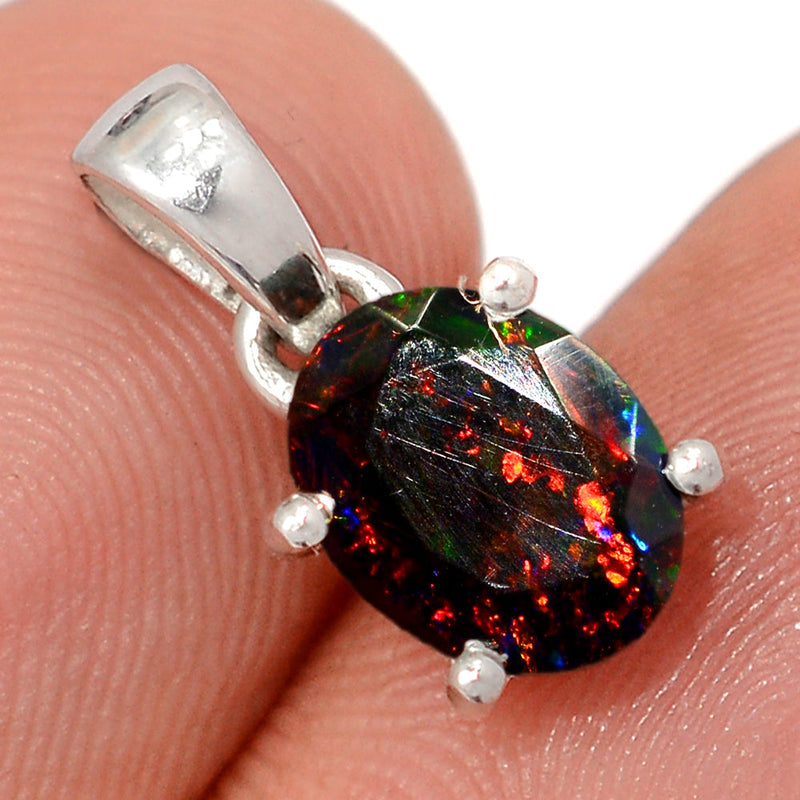 0.6" Claw - Chalama Black Opal Faceted Pendants - CBFP236