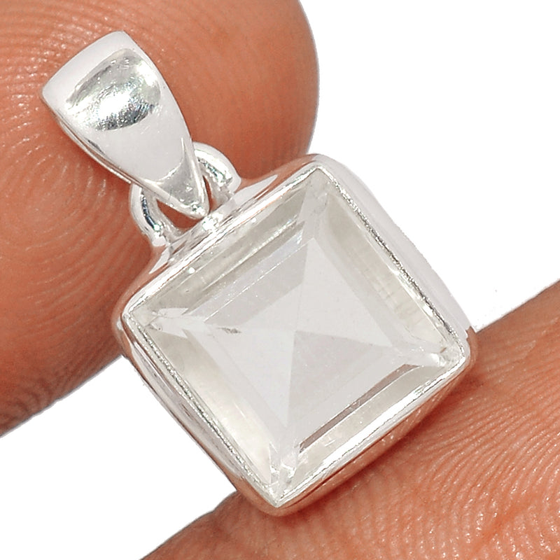 0.8" Crystal Pendants - CRYP1875