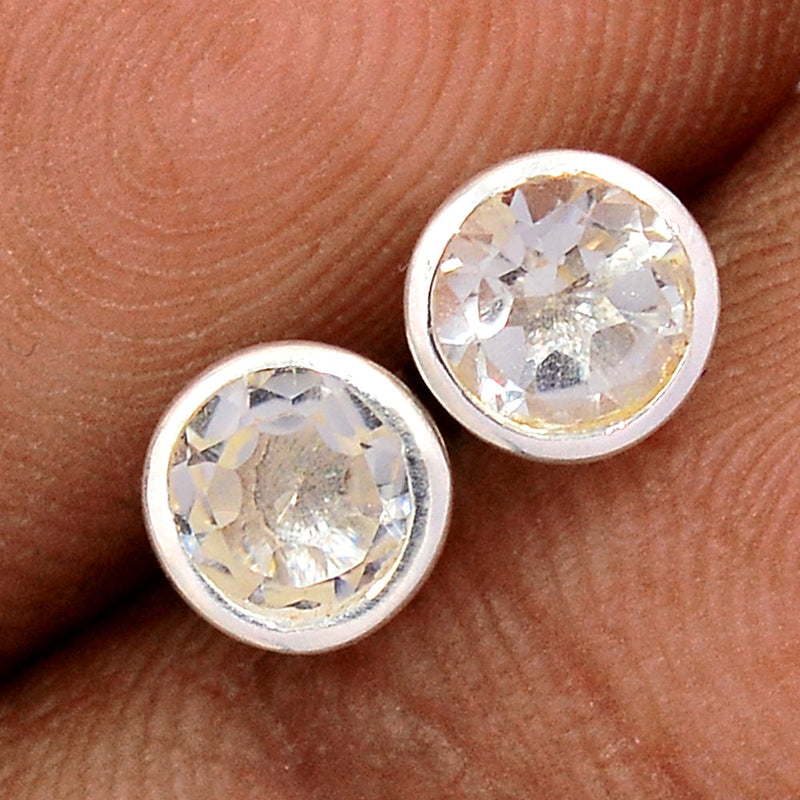 Crystal Studs - CRYS471