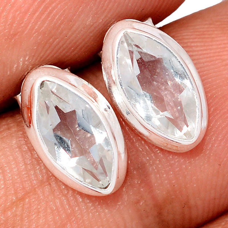 Crystal Studs - CRYS499