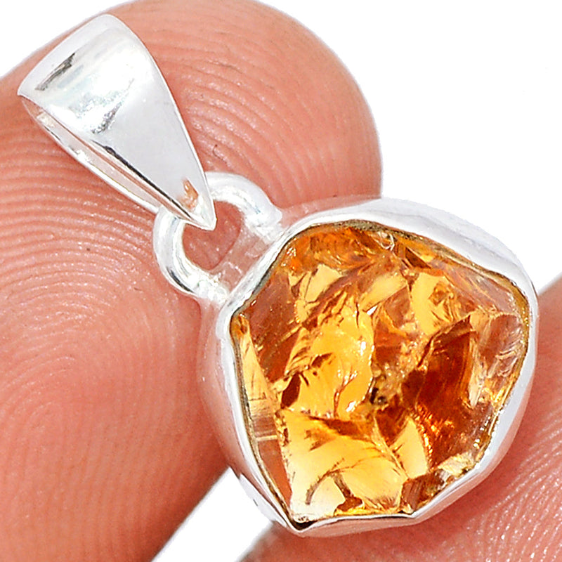 0.8" Citrine Rough Pendants - CTRP935