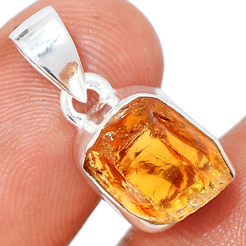 0.8" Citrine Rough Pendants - CTRP940