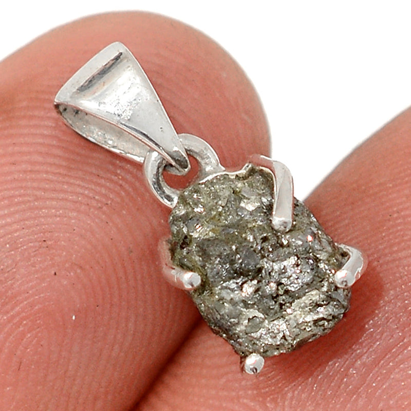 0.6" Claw - Diamond Rough Pendants - DDRP251