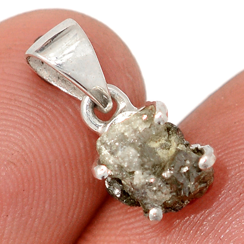 0.6" Claw - Diamond Rough Pendants - DDRP256