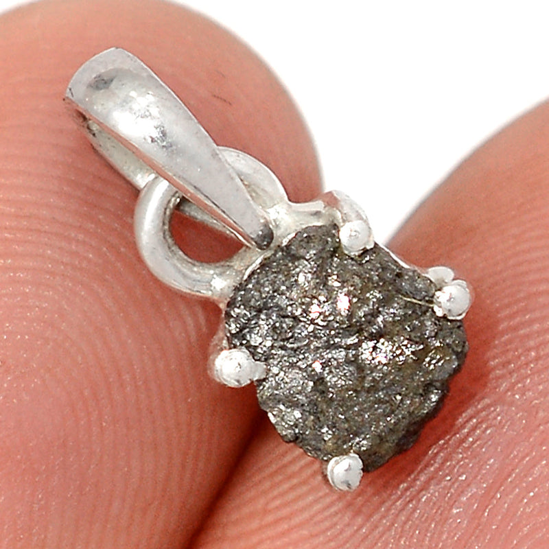 0.6" Claw - Diamond Rough Pendants - DDRP310