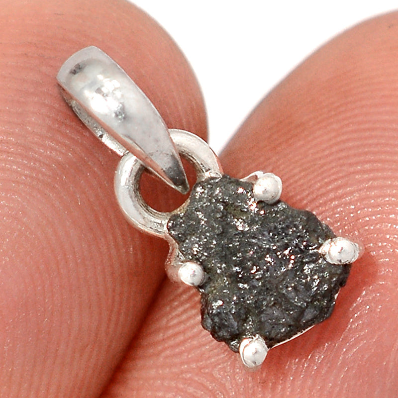0.6" Claw - Diamond Rough Pendants - DDRP317