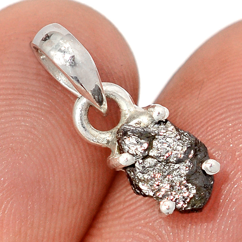 0.7" Claw - Diamond Rough Pendants - DDRP319