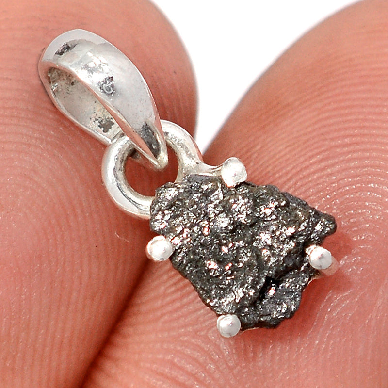 0.7" Claw - Diamond Rough Pendants - DDRP321