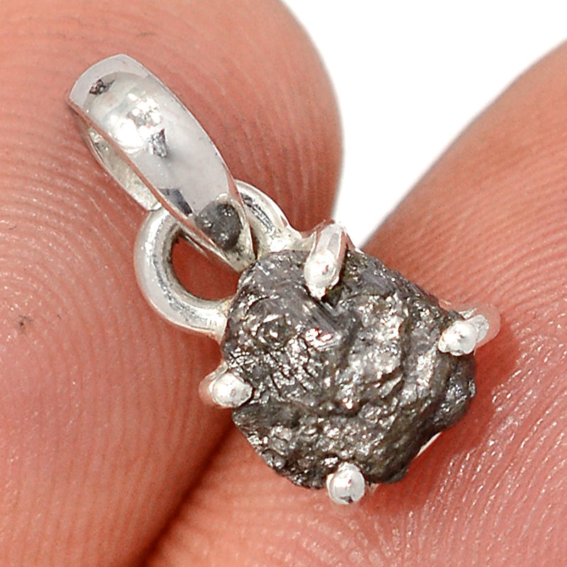 0.6" Claw - Diamond Rough Pendants - DDRP328