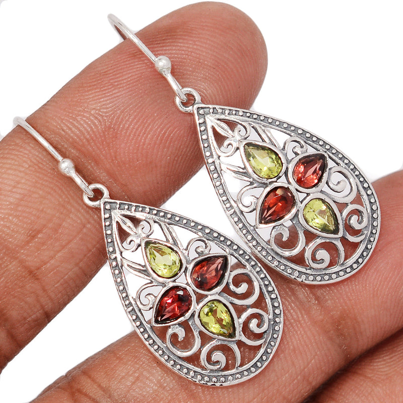 1.7" Southwest - Garnet & Peridot Faceted Earrings - DSNE210