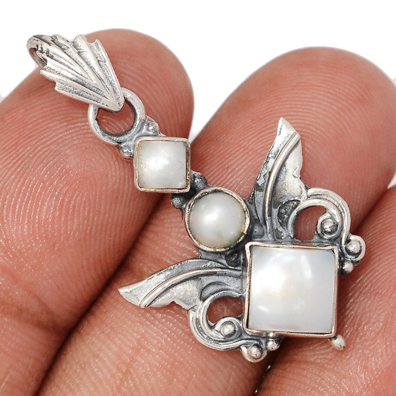 1.5" Scared Angel Wings - Fresh Water Pearl Pendants - DSNP2196