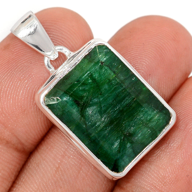 1.3" Treated Emerald Pendants - EMEP2283