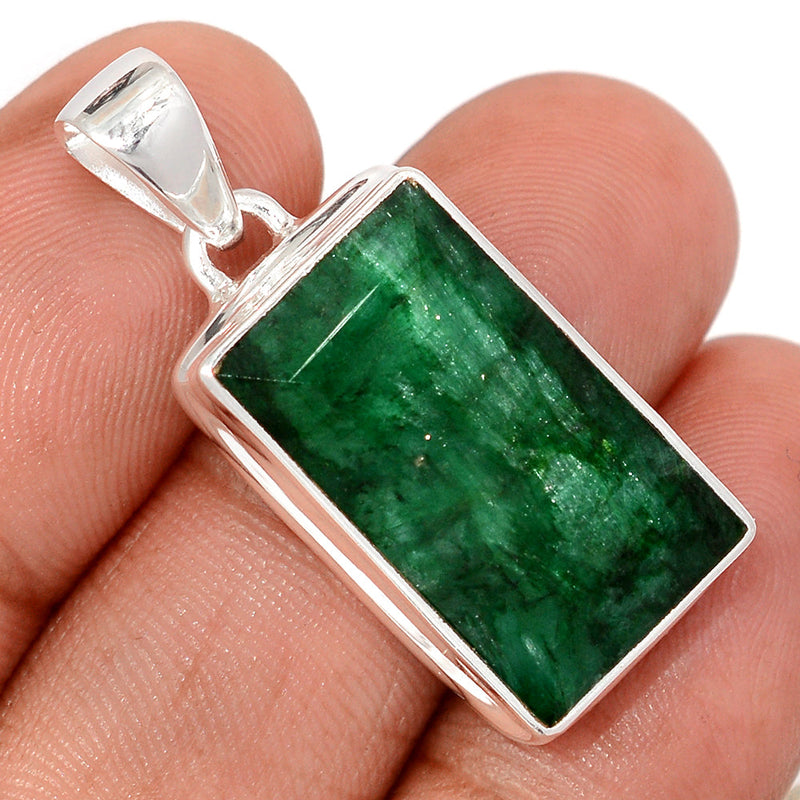 1.3" Treated Emerald Pendants - EMEP2294
