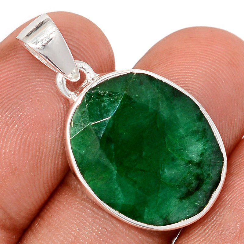 1.2" Treated Emerald Pendants - EMEP2300