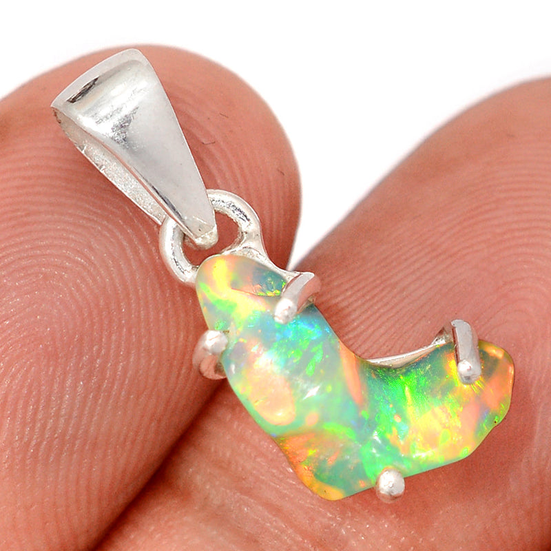 0.8" Claw - Ethiopian Opal Polish Rough Pendants - EPRP982