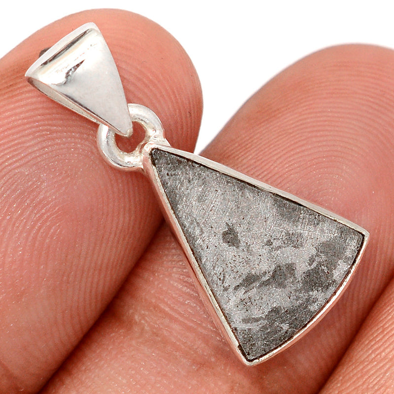 1.1" Muonionalusta Meteorite Sweden Pendants - GBMP771