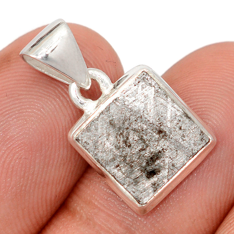 0.8" Muonionalusta Meteorite Sweden Pendants - GBMP789
