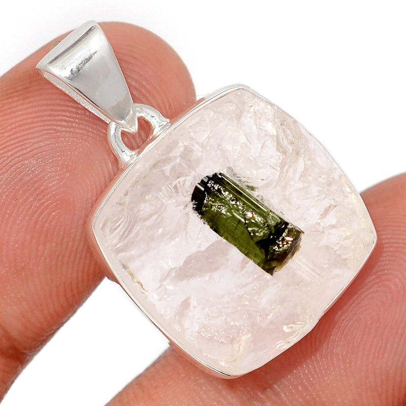 1.2" Green Tourmaline In Quartz Pendants - GEQP272