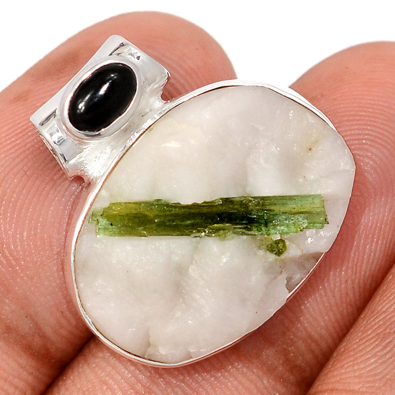 0.8" Green Tourmaline In Quartz & Black Onyx Pendants - GEQP289