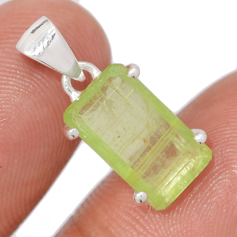 0.8" Claw - Green Kyanite Faceted Pendants - GKFP331