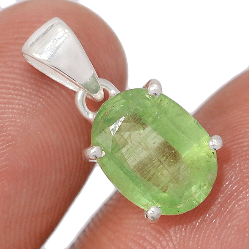 0.7" Claw - Green Kyanite Faceted Pendants - GKFP332