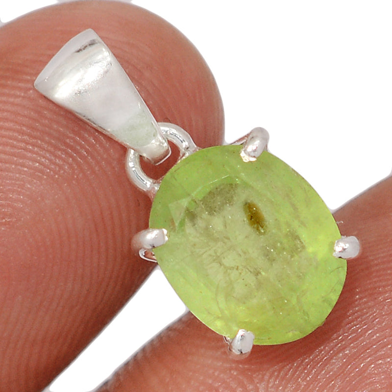 0.7" Claw - Green Kyanite Faceted Pendants - GKFP342