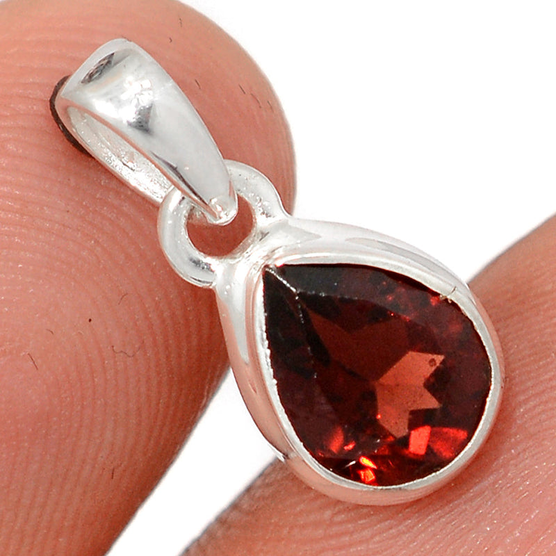 0.7" Garnet Faceted Pendants - GNFP419