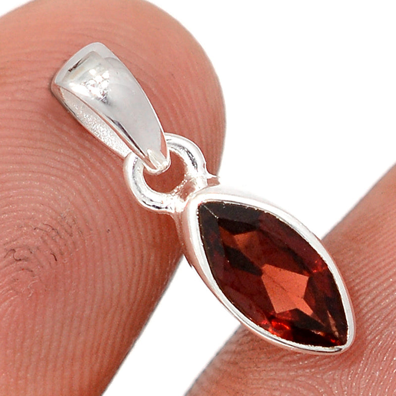 0.7" Garnet Faceted Pendants - GNFP422