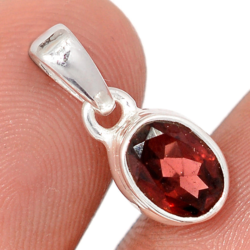 0.7" Garnet Faceted Pendants - GNFP424